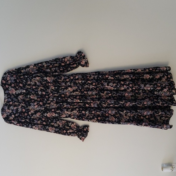 Pink Lily dark floral long sleeve maxi dress size small - Picture 8 of 11